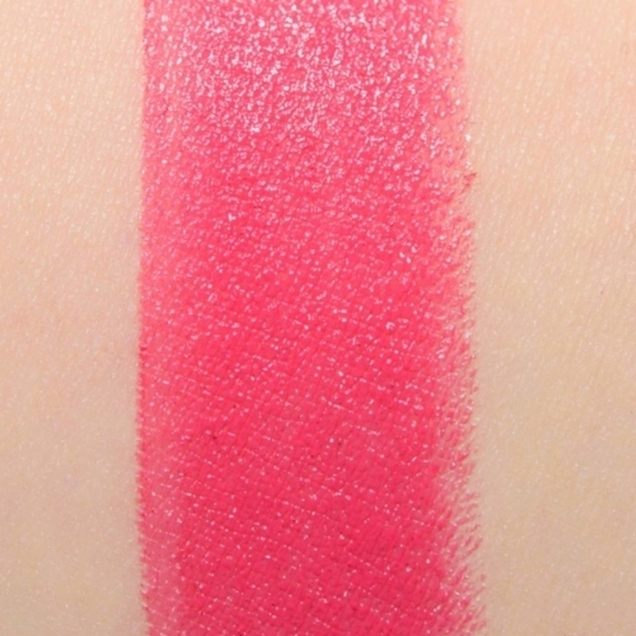 MAC You're So Vain 419 Love Me Lipstick - Picture 14 of 16